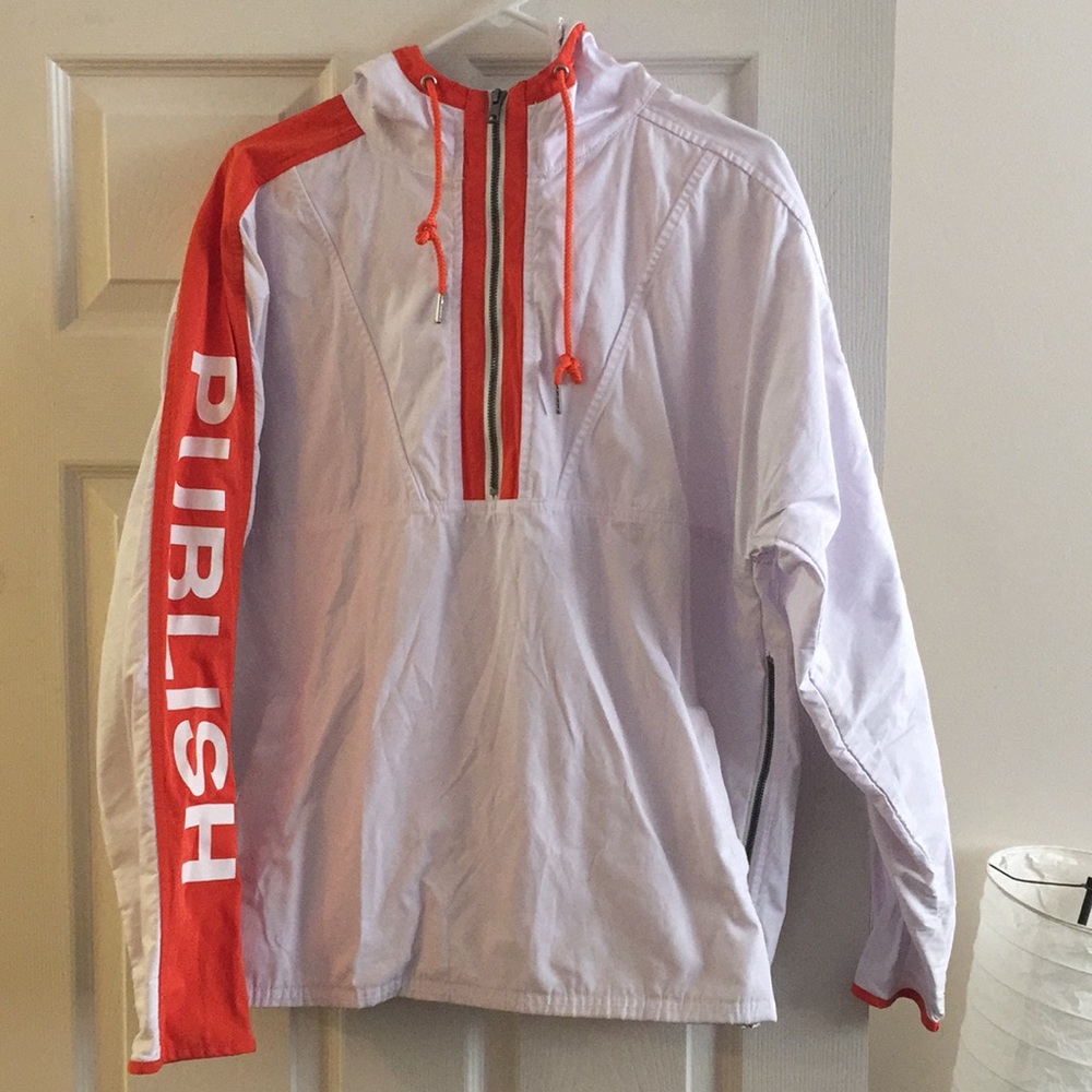Publish hooded wind breaker